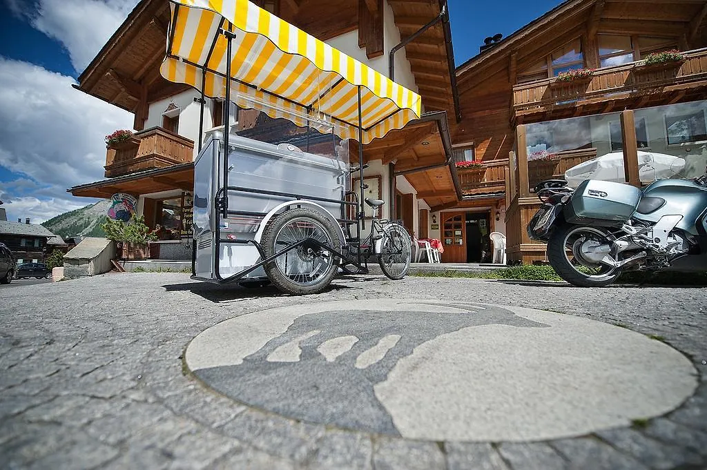 *** Hotel Steinbock B&B - Apartaments Livigno Italy