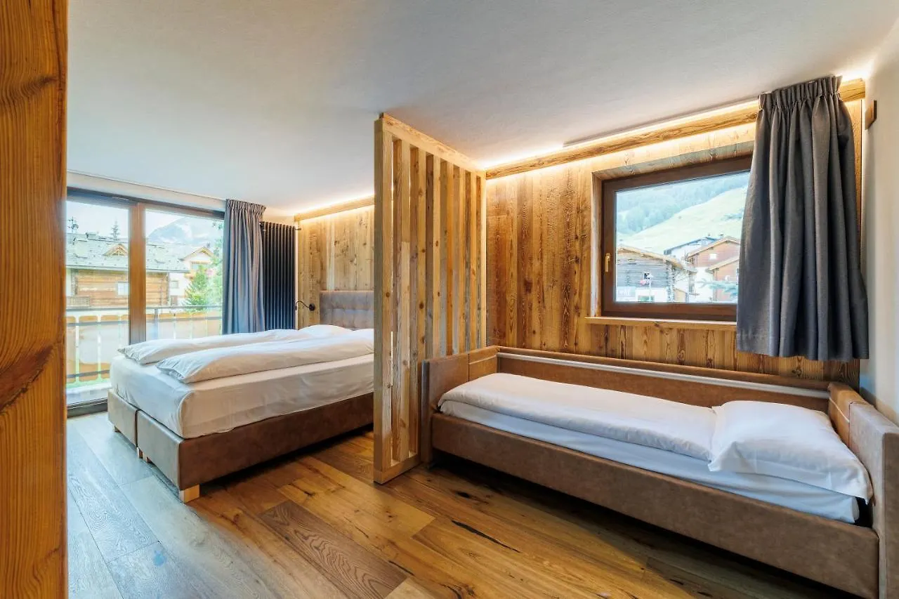 Steinbock B&B - Apartaments Livigno 3*,
