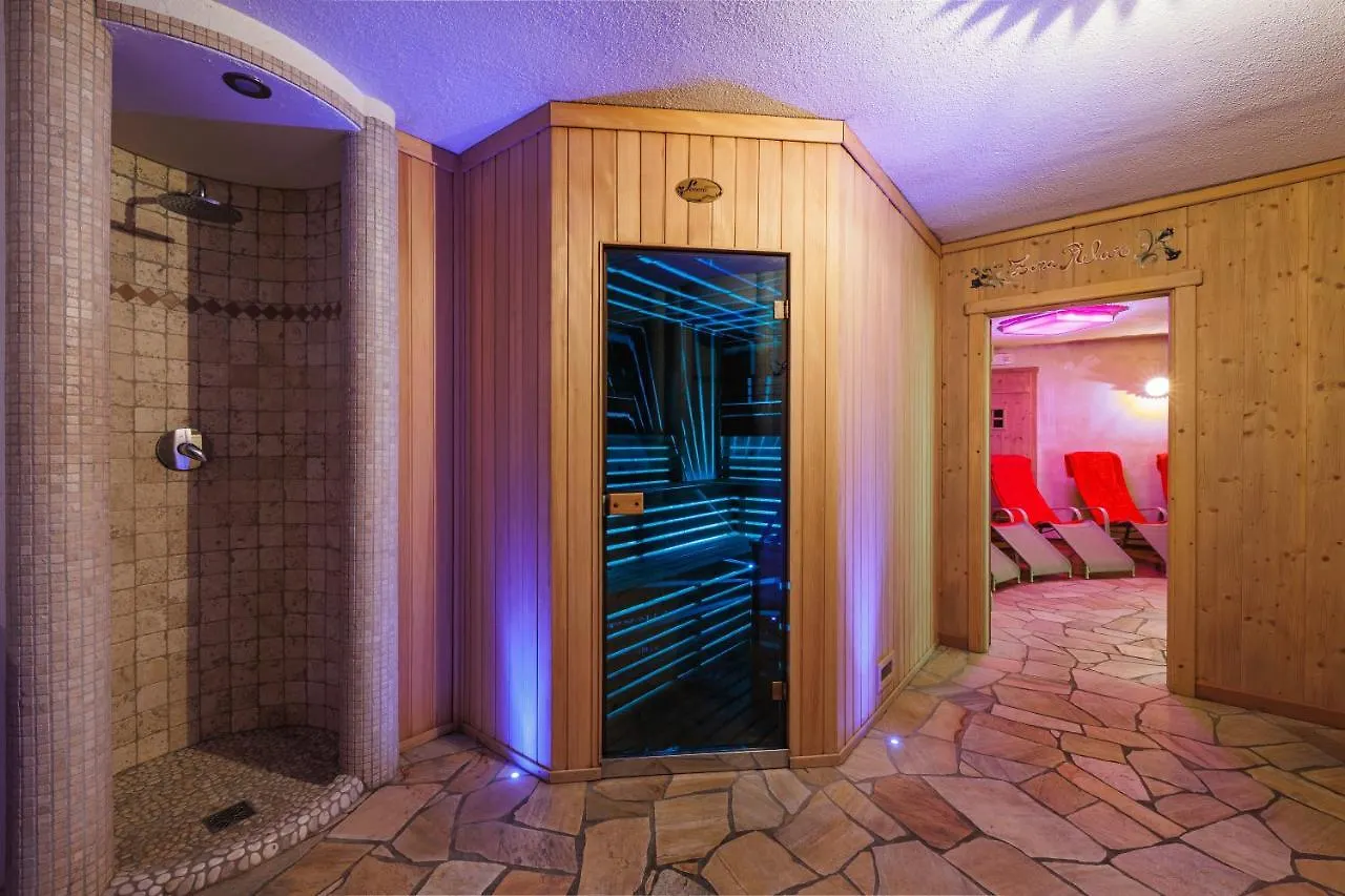 Steinbock B&B - Apartaments Livigno Hotel