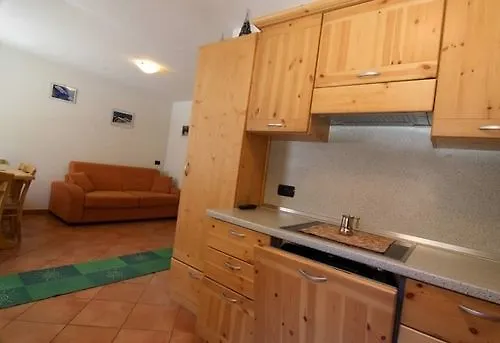 Steinbock B&B - Apartaments Livigno 3*,  Italy