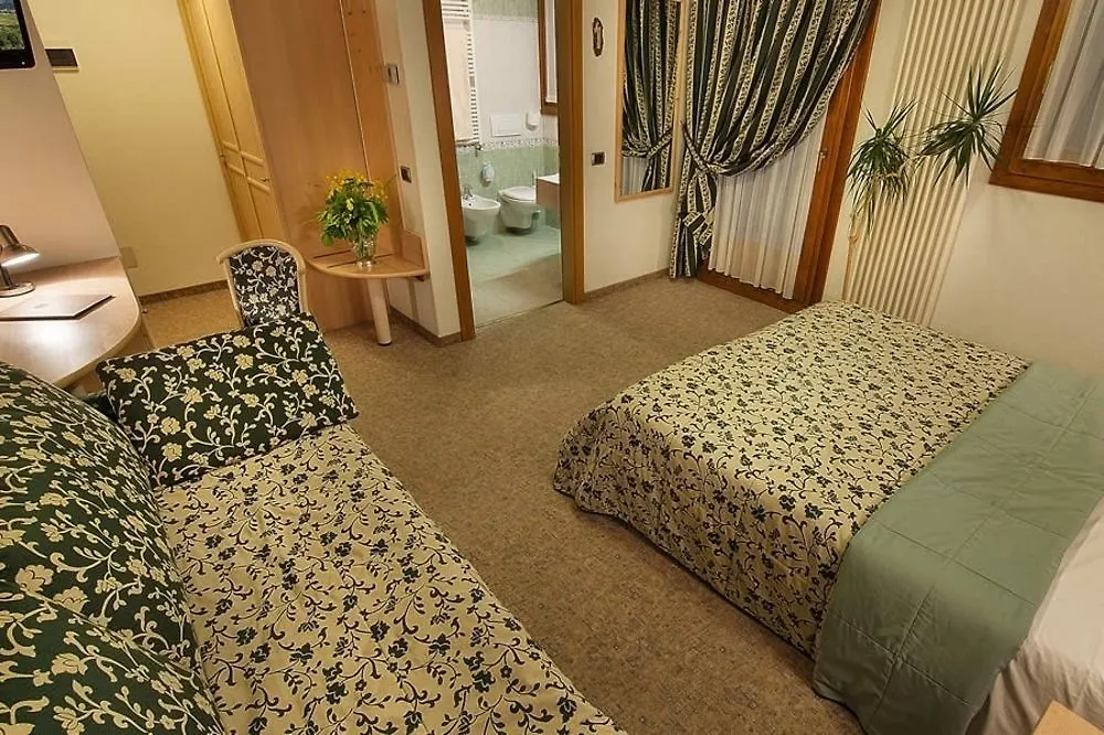 Steinbock B&B - Apartaments Livigno