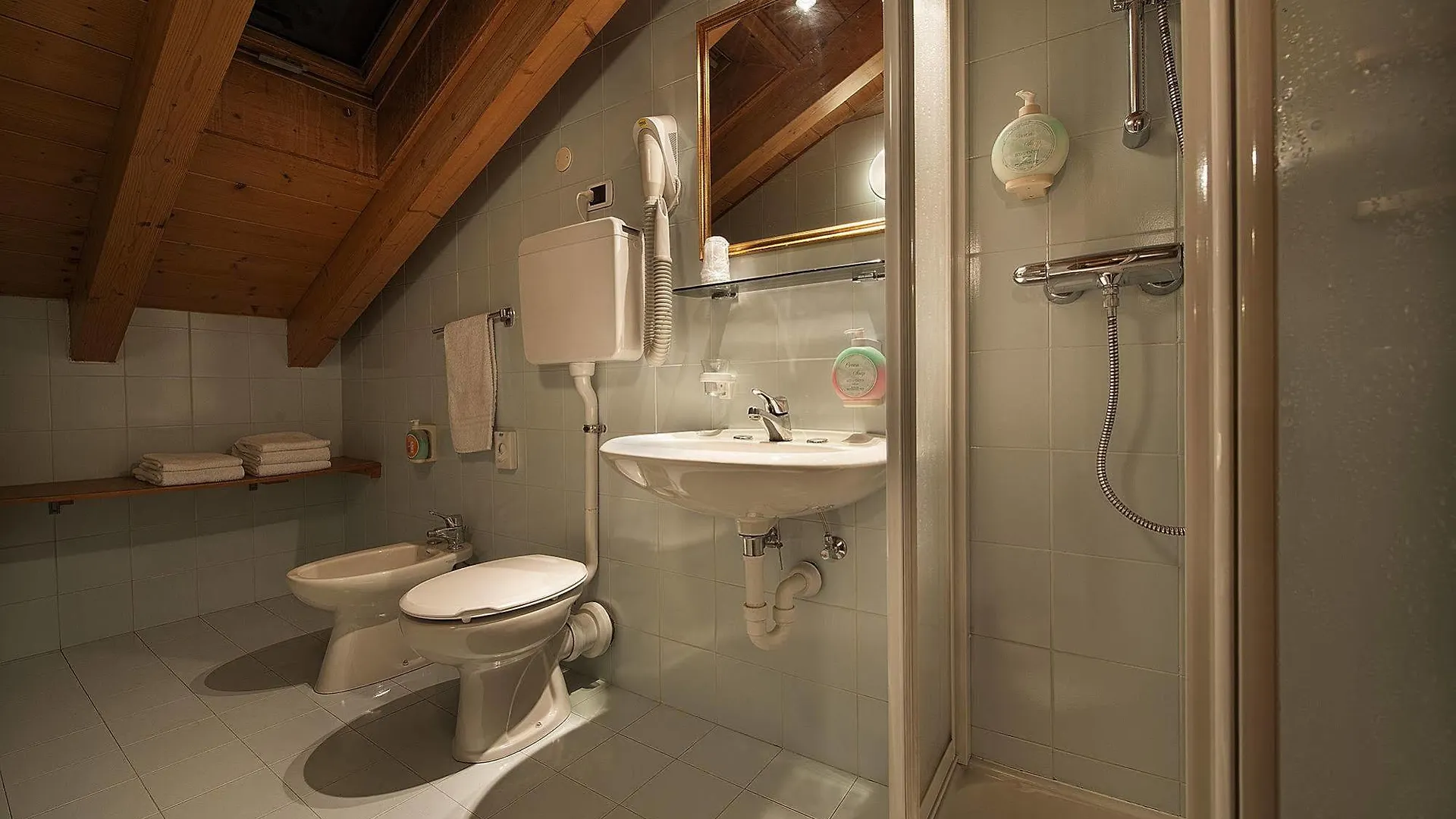 Steinbock B&B - Apartaments Livigno